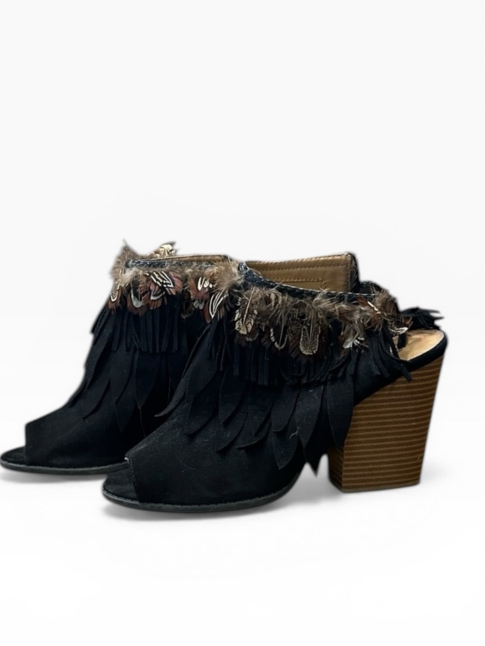 Qupid Black Faux Suede Peep Toe Stacked Heel Bootie with Feathers Women’s Size 9 - Picture 2 of 11